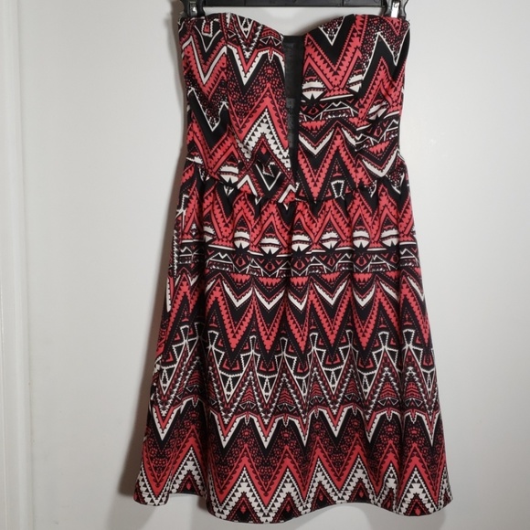 Charlotte Russe Strapless Mini Dress * Medium - Picture 5 of 6